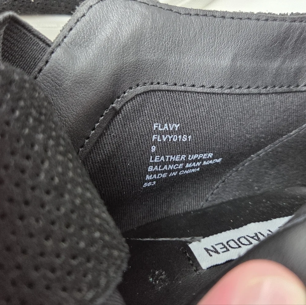 Steve Madden Black Flavy Suede Wedge Zip Sneaker  Size 9
